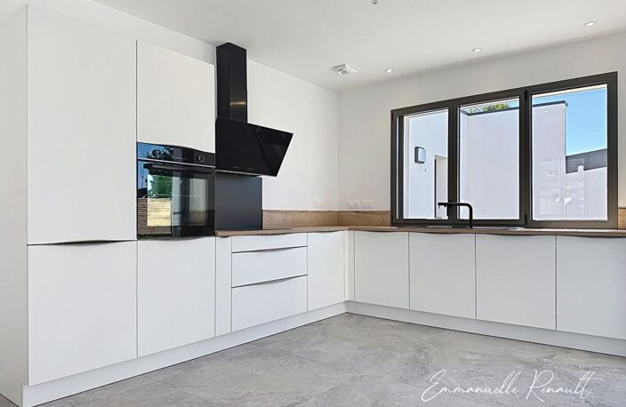Maison contemporaine 2026 · Belle vie de plain pied · Terrain 740 m² · À pied de la gare · AURAY — photo 3