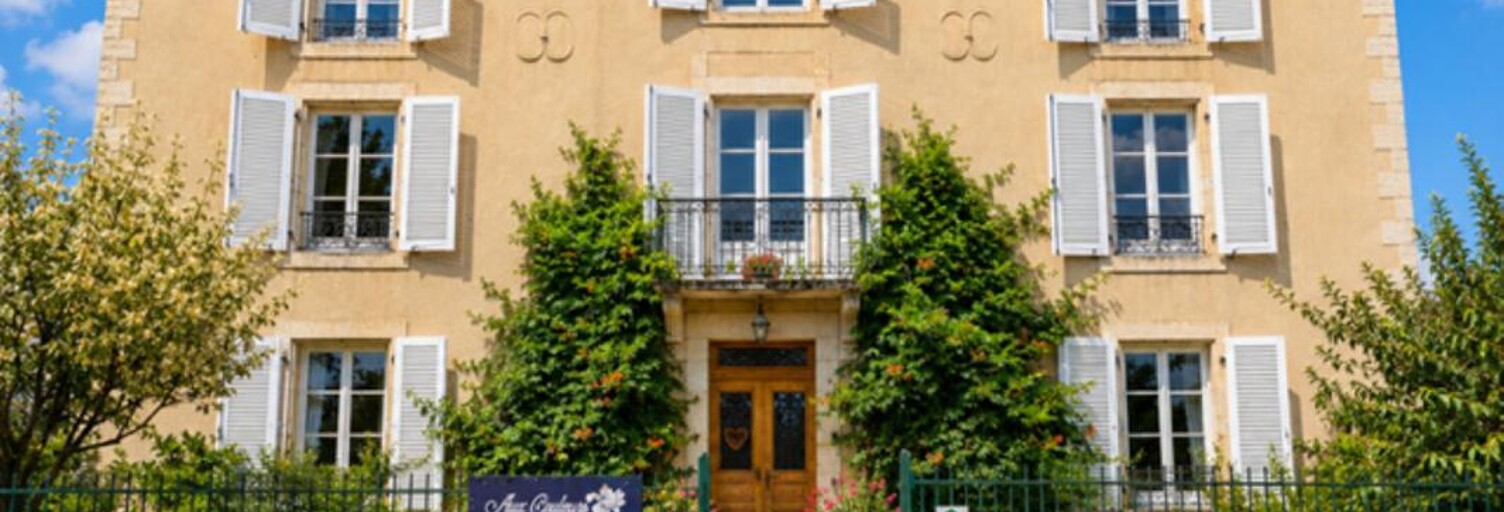 Maison 12 Pièces 420 m² à vendre à Commarin (21320)