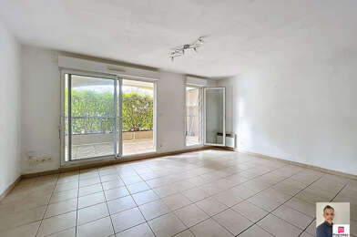 Appartement 3 pièces 180000 €