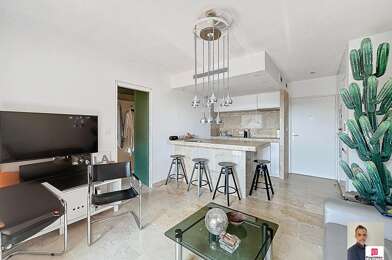 Appartement 2 pièces 215000 €