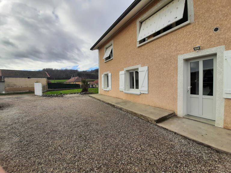 Ensemble immobilier La Bati Divisin (38490) — photo 1