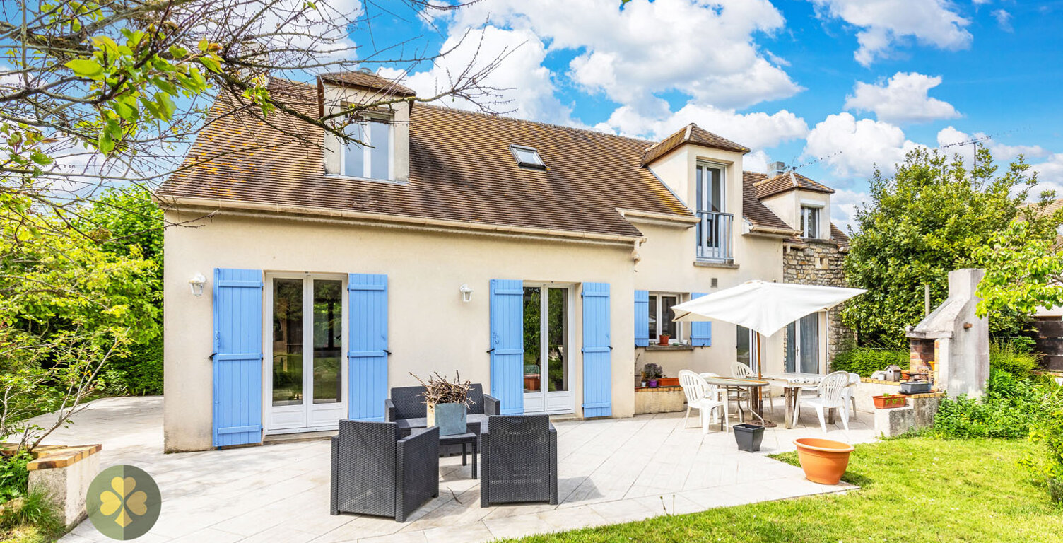 DEPT Yvelines (78) Thoiry + A vendre maison de 230 m2 — photo 1