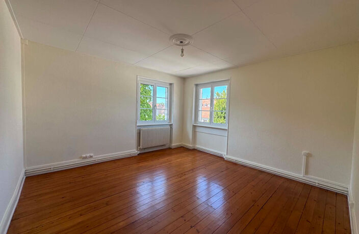 Appartement 4 pièces à vendre à Cernay - Dernier étage, calme et lumineux — photo 2
