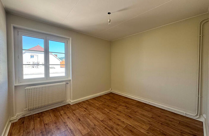Appartement 4 pièces à vendre à Cernay - Dernier étage, calme et lumineux — photo 3