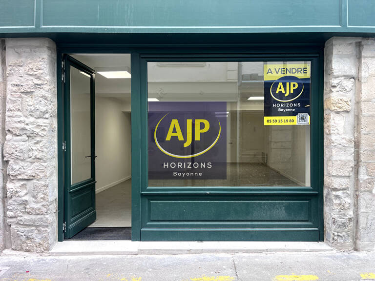 BAYONNE - local commercial / Mur commercial libre — photo 1
