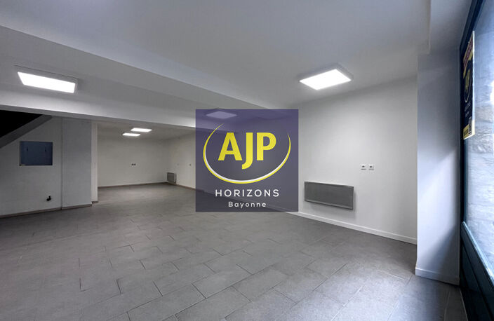 BAYONNE - local commercial / Mur commercial libre — photo 3
