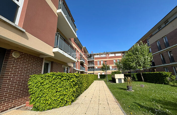 Appartement - Deville Les Rouen - 3 pièces - 68.81 m2 - Terrasse - Jardin - Parking — photo 2