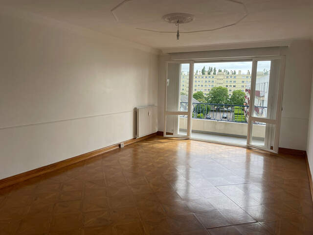 APPARTEMENT 4 PIECES ROND POINT DE PARIS - CROISSANT — photo du bien