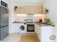 Appartement T3, 63 m² , Terrasse + Garage — photo 3