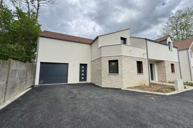 Maison 4 pièces 410000 €