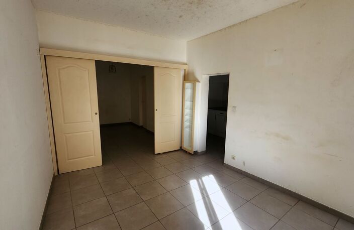 APPARTEMENT T2 CENTRE PORT-VIEUX — photo 2