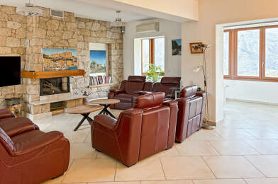 Maison 11 pièces 735000 €