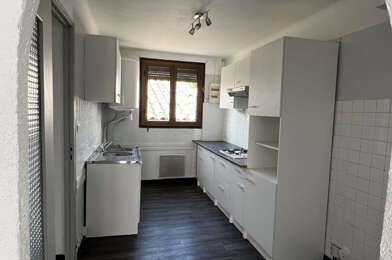 Appartement 3 pièces 714 €