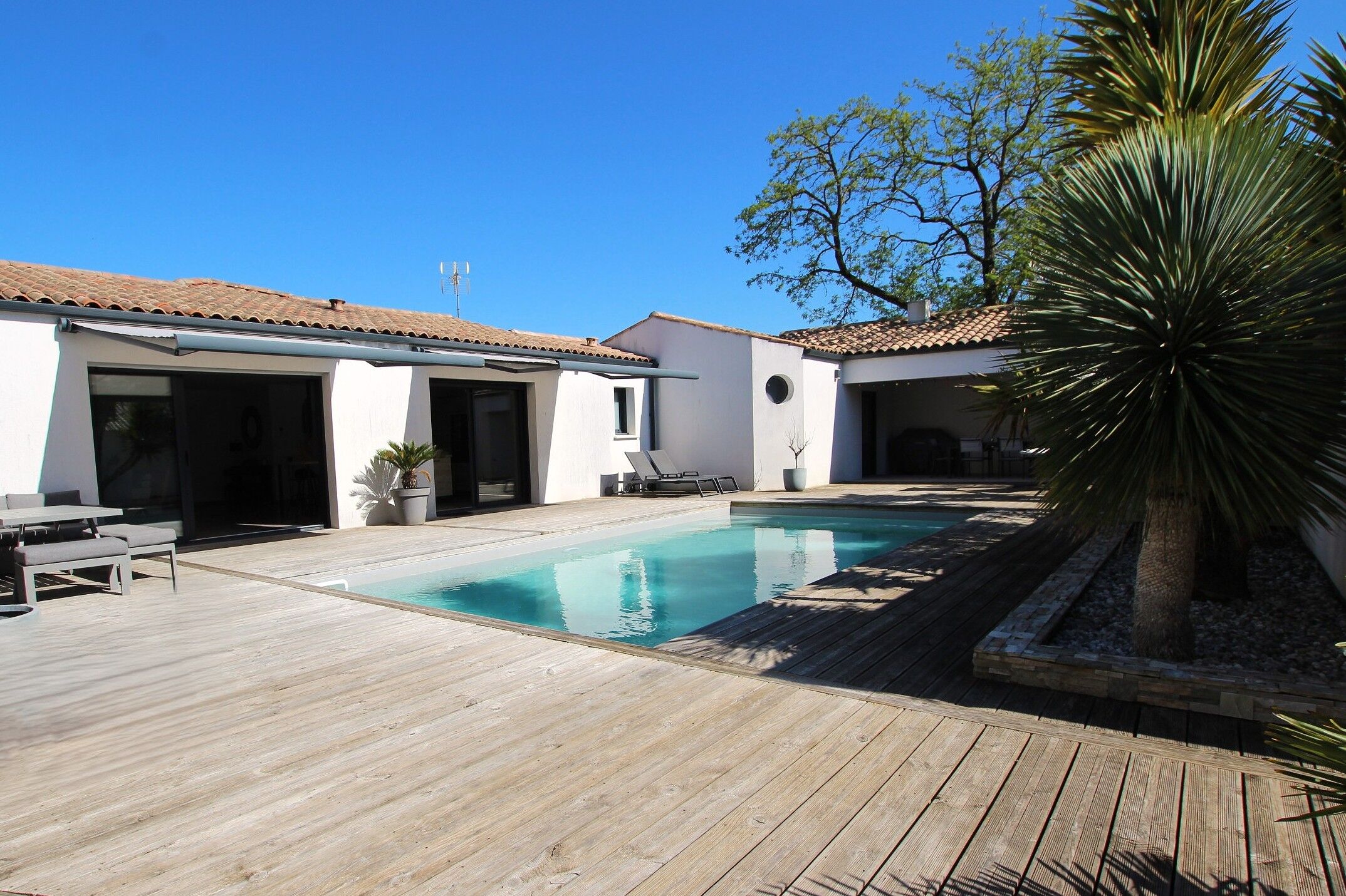 Villa / Maison  T5 à vendre Jarrie (La) 17220