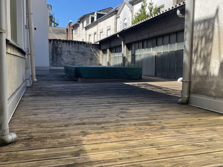 Limoges - Appartement T5 - Proche centre ville - Grande terr — photo 1