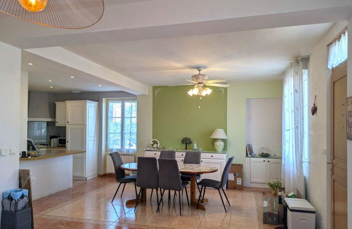 Vente maison 5 pièces 120 m² Noyant-de-Touraine (37800) — photo 2