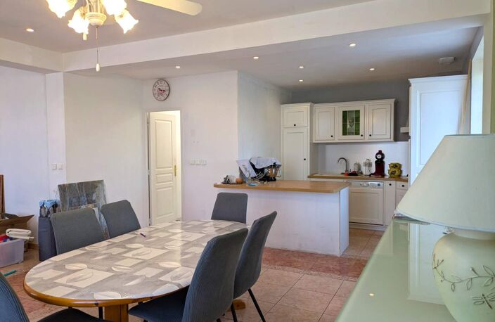 Vente maison 5 pièces 120 m² Noyant-de-Touraine (37800) — photo 3