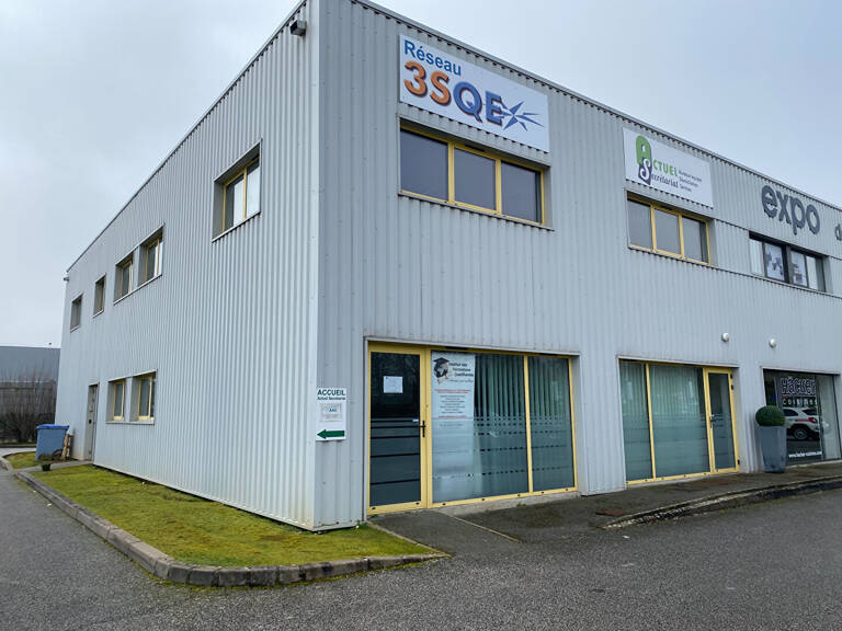 Local commercial Evreux 209 m2 — photo 1