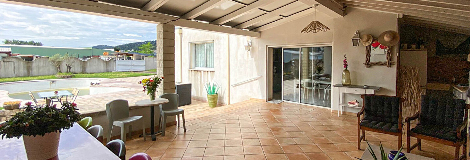 Maison 6 Pièces 200 m² à vendre à Saint-Martin-de-Valgalgues (30520)