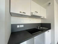 APPARTEMENT AVEC TERRASSE - DOUBLE STATIONNEMENT - 2 CHAMBRES - ROUEN RIVE DROITE - 64,88 m² — photo 2