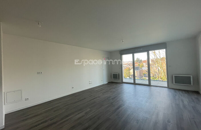 APPARTEMENT AVEC TERRASSE - DOUBLE STATIONNEMENT - 2 CHAMBRES - ROUEN RIVE DROITE - 64,88 m² — photo 3