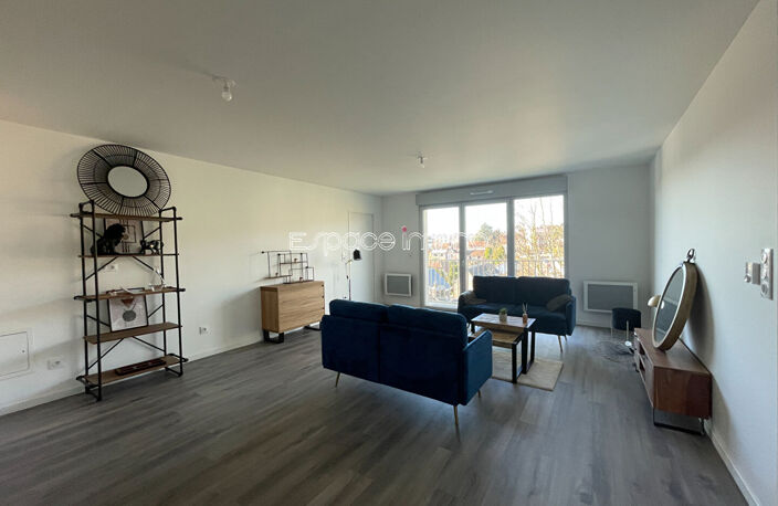 APPARTEMENT AVEC BALCON - DOUBLE STATIONNEMENT - 2 CHAMBRES - ROUEN RIVE DROITE - 65 m² — photo 3