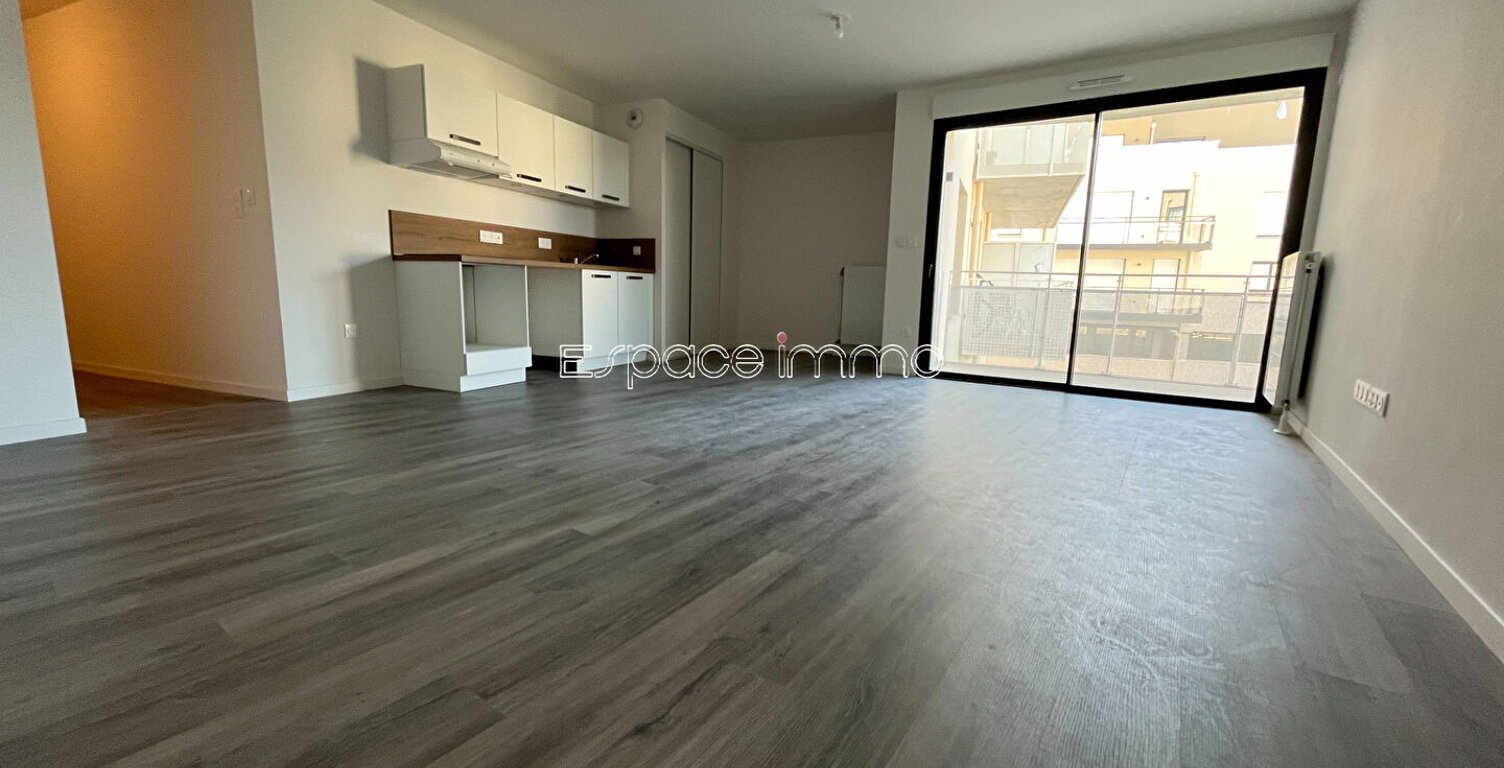 APPARTEMENT T3 - BALCON - PARKING PRIVATIF - RESIDENCE SECURISEE - SOTTEVILLE LES ROUEN - 78,21 m² — photo 1