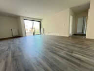 APPARTEMENT T3 - BALCON - PARKING PRIVATIF - RESIDENCE SECURISEE - SOTTEVILLE LES ROUEN - 78,21 m² — photo 2