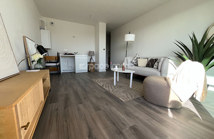 APPARTEMENT T2 - BALCON - PARKING PRIVATIF - RESIDENCE SECURISEE - SOTTEVILLE LES ROUEN - 40,74 m² — photo 2