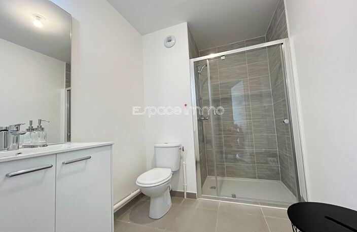 APPARTEMENT T2 - BALCON - PARKING PRIVATIF - RESIDENCE SECURISEE - SOTTEVILLE LES ROUEN - 40,74 m² — photo 5