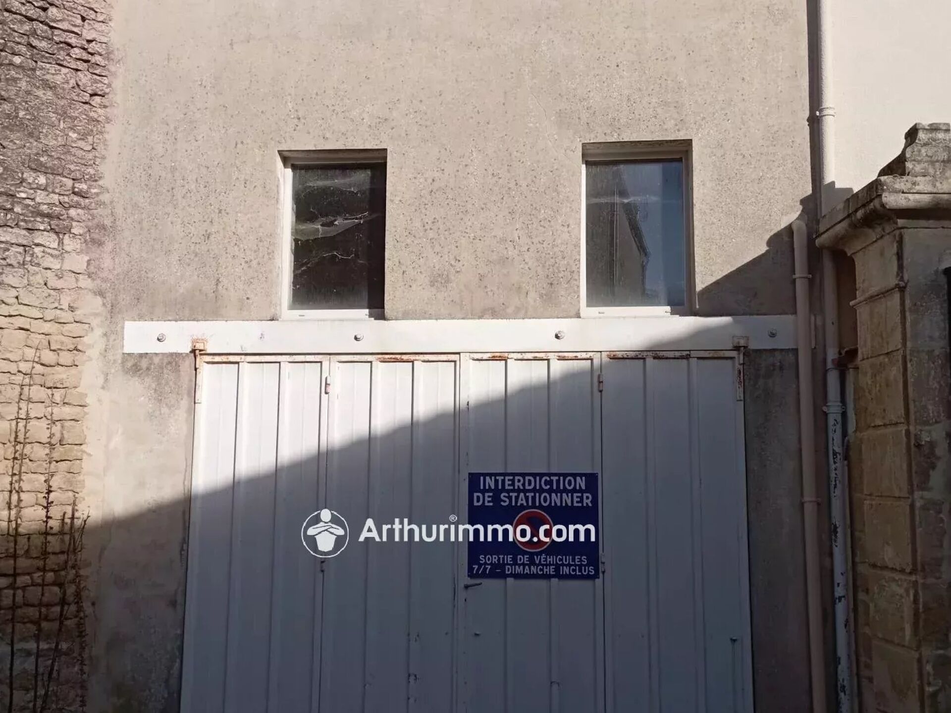 Parking 1 pièce 30 m² · à Aulnay · 30 m² · 16 500 €