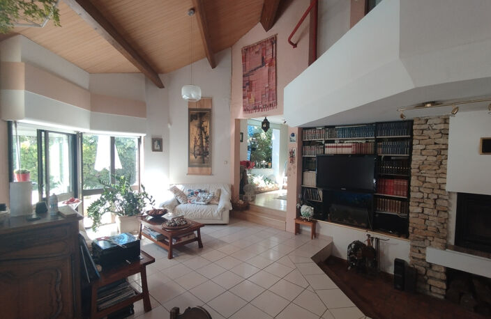 Maison atypique — photo 4