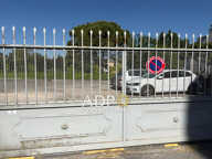 location parking — photo 3