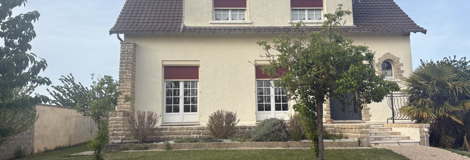 Maison 10 Pièces 249 m² à vendre à Coulon (79510)