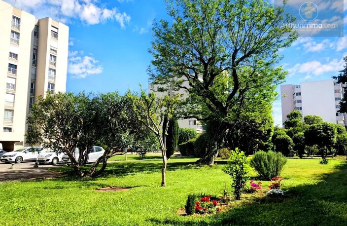LA SEYNE SUR MER - Appartement T4 avec ascenseur - 84m² plus terrasse de 13m² — photo 2