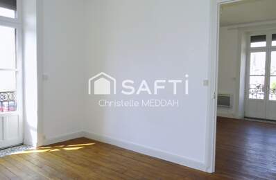 Charme de l'ancien: T3, 2 chambres  Hyper centre — photo du bien