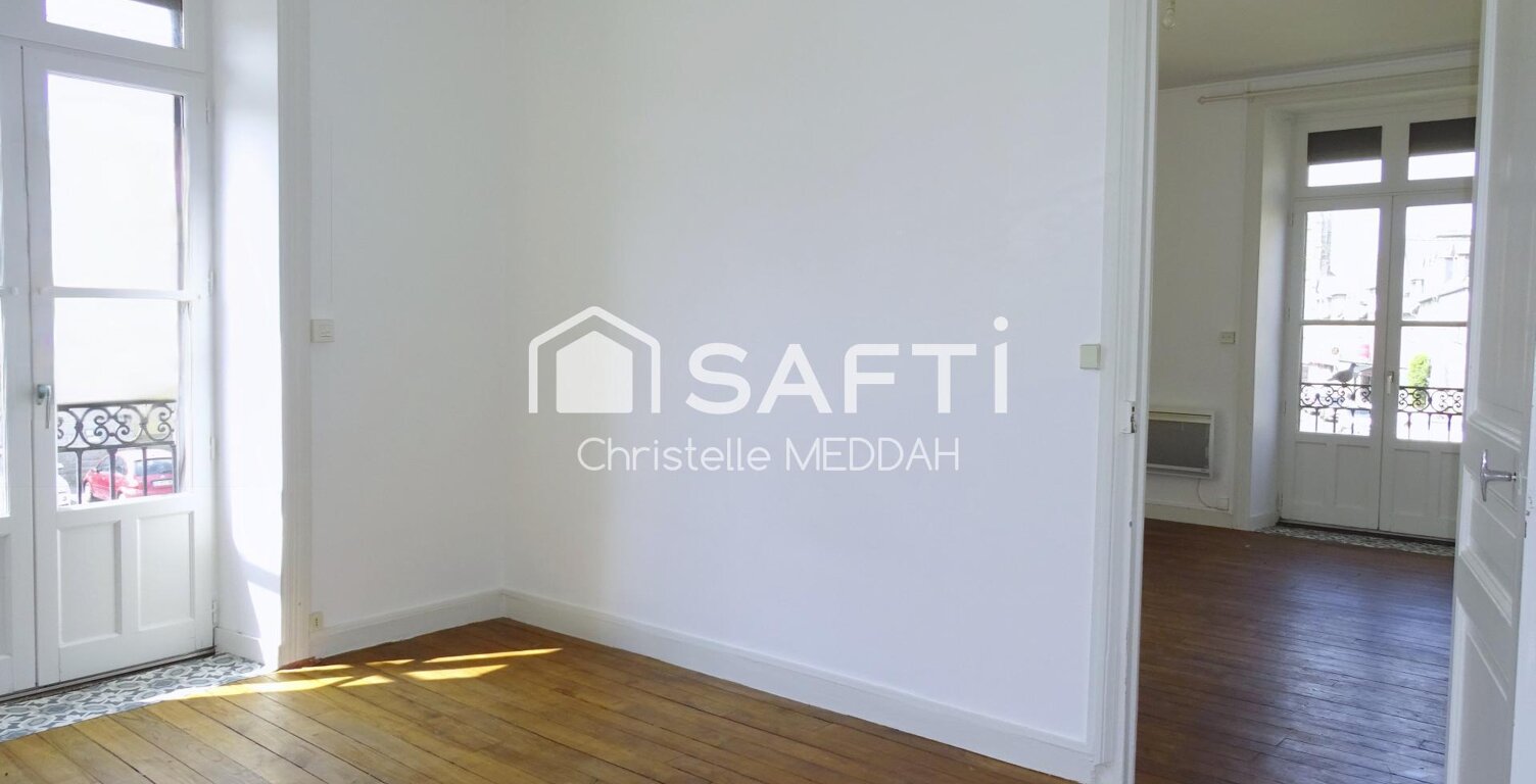 Charme de l'ancien: T3, 2 chambres  Hyper centre — photo 1