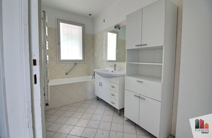 Maison idéalement située   Charly   136 m2   2 logements   S — photo 3