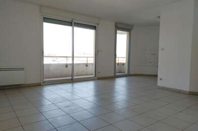 Appartement 3 pièces 893 €