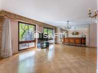 APPARTEMENT FAMILIAL TRAVERSANT AU CALME AVEC EXTÉRIEUR — photo 3