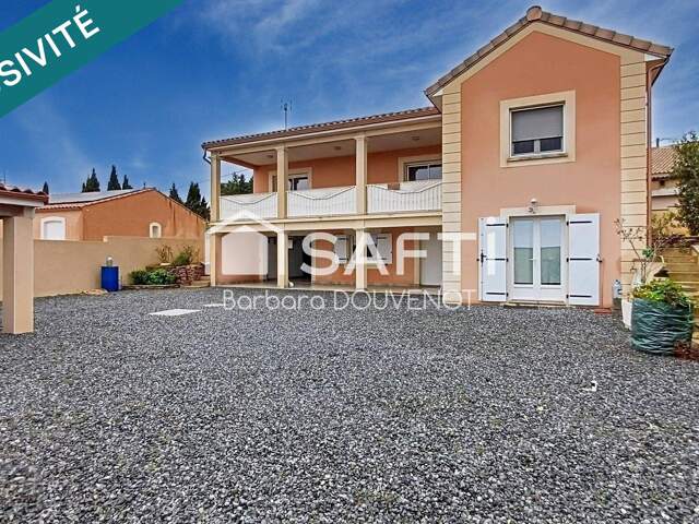 Grande villa 3 chambres + T2 indépendant - Terrasse, grand garage, carport et jardin piscinable. — photo du bien