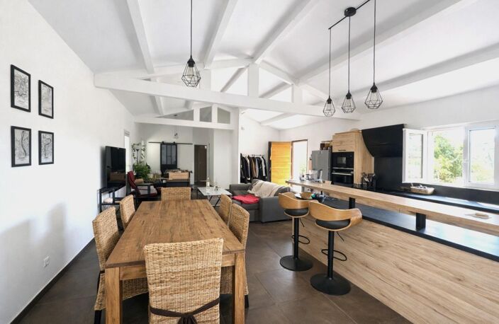 Maison de plain-pied  Charme, confort et authenticité — photo 2