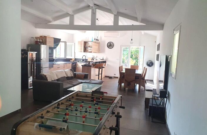 Maison de plain-pied  Charme, confort et authenticité — photo 3