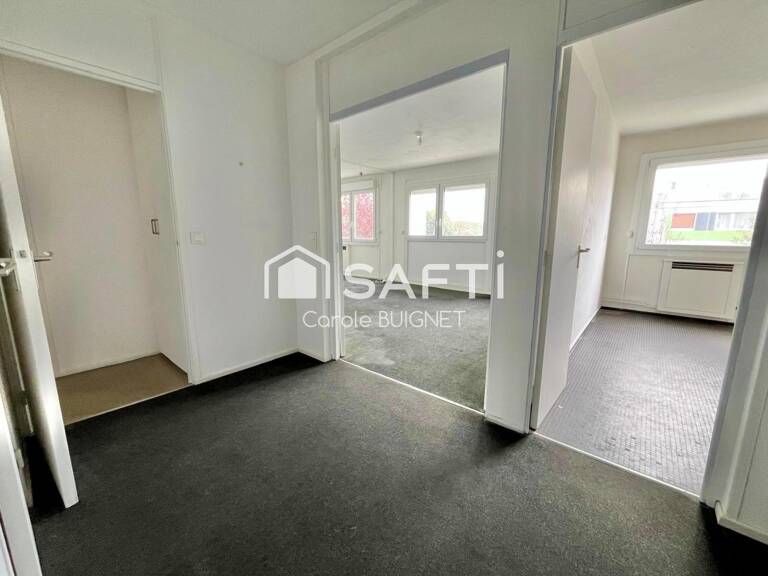 APPARTEMENT T3 AU CALME AVEC ASCENSEUR ET BALCON — photo 1