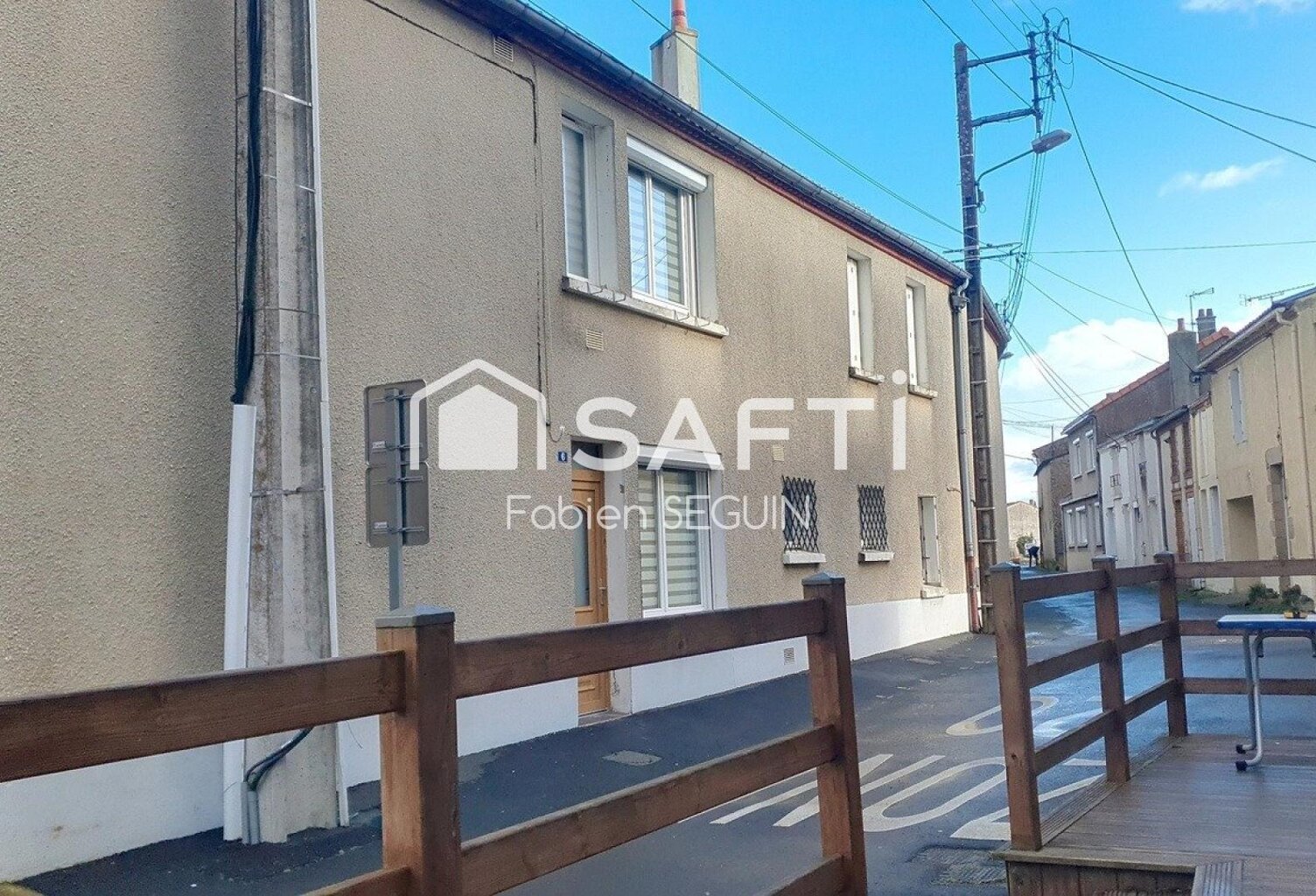 Maison de centre bourg intégralement rénovée avec possibilité de créer 2 à 3 appartements supplémentaires — photo 1