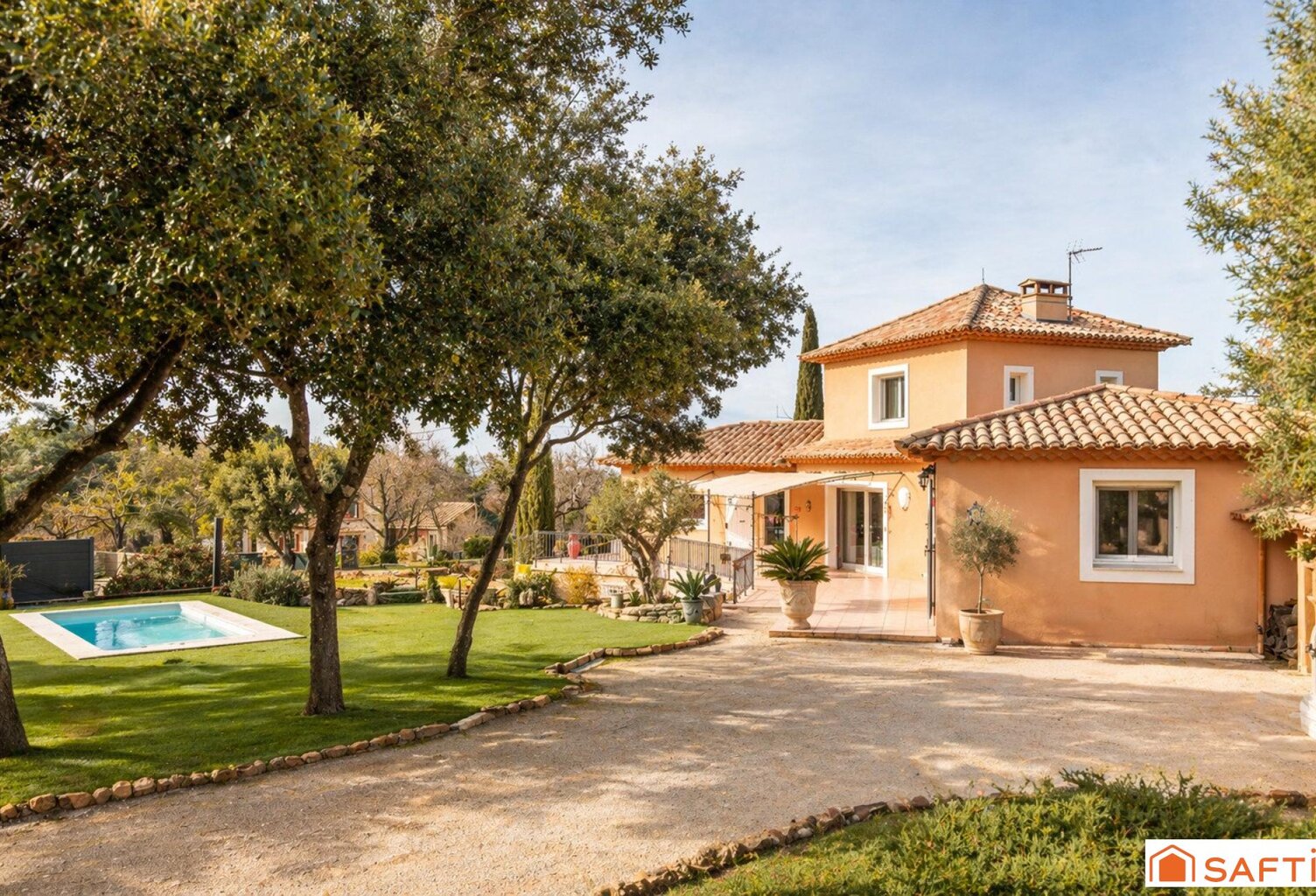 Villa lumineuse avec piscine, tout confort , au calme — photo 1