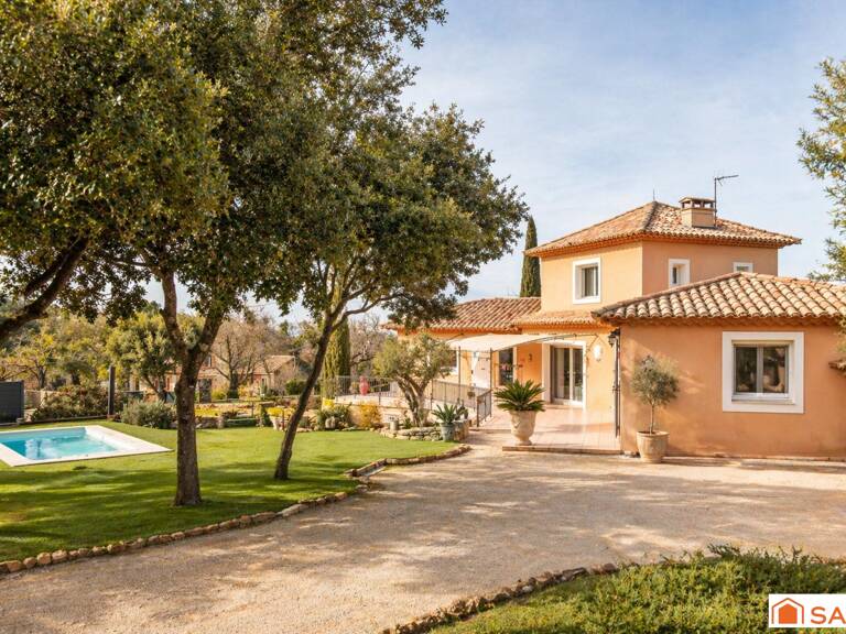 Villa lumineuse avec piscine, tout confort , au calme — photo 1