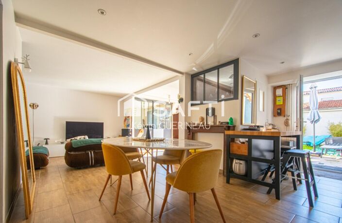 Échoppe, 4 chambres, jardin, dépendance et stationnement voiture — photo 5
