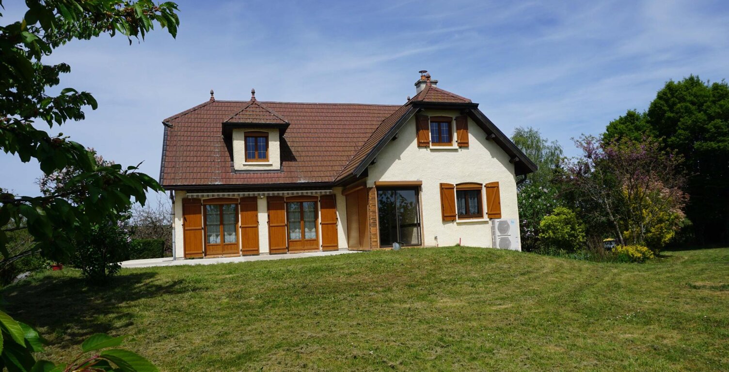 MAISON SANS VIS A VIS — photo 1
