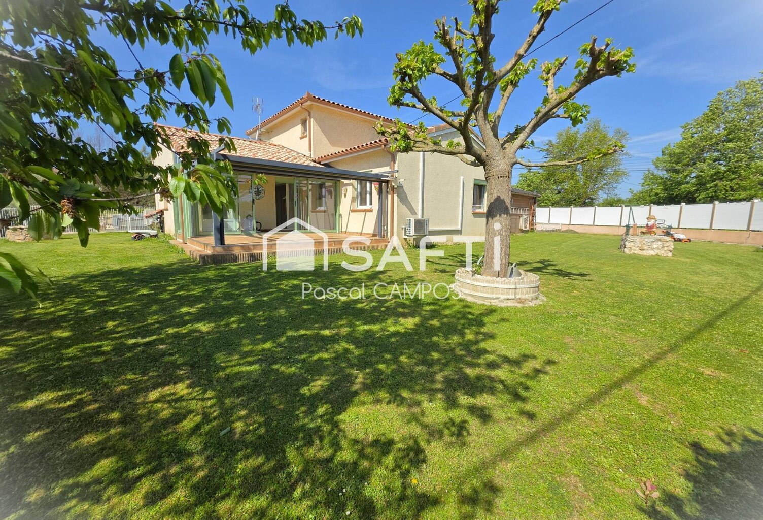 Maison t5 de 120-m² avec jardin et piscine — photo 1
